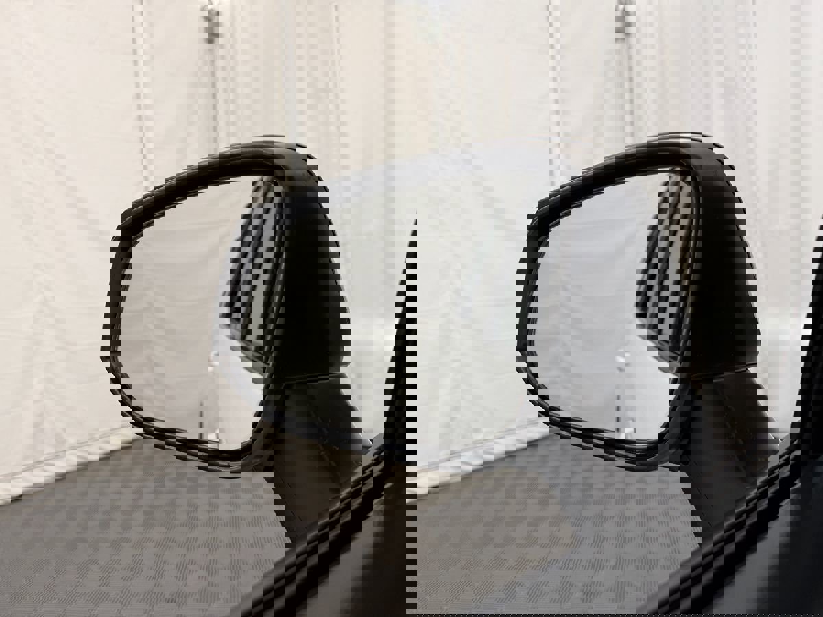 Used 2019 Toyota RAV4 LE image 14