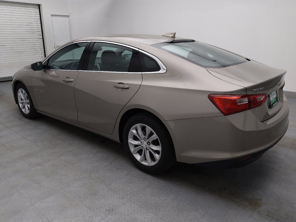 Used 2023 Chevrolet Malibu LT image 3