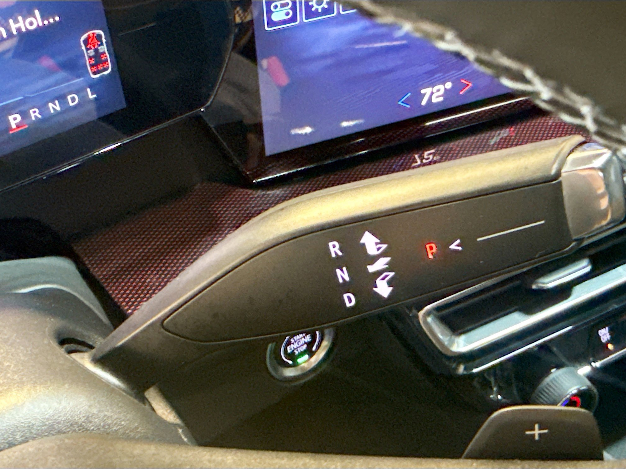 Used 2025 Chevrolet Traverse Z71 w/ Driver Confidence Package image 25