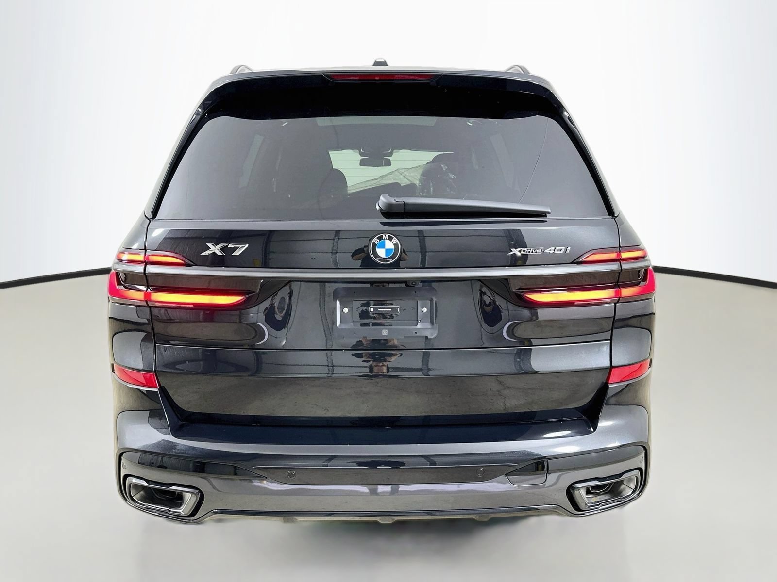 New 2027 BMW X7 xDrive40i w/ M Sport Package AWD/4WD image 6