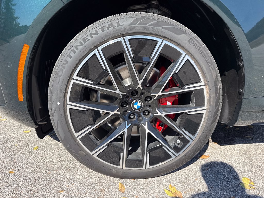 New 2027 BMW X5 xDrive40i w/ M Sport Professional Package AWD/4WD image 9