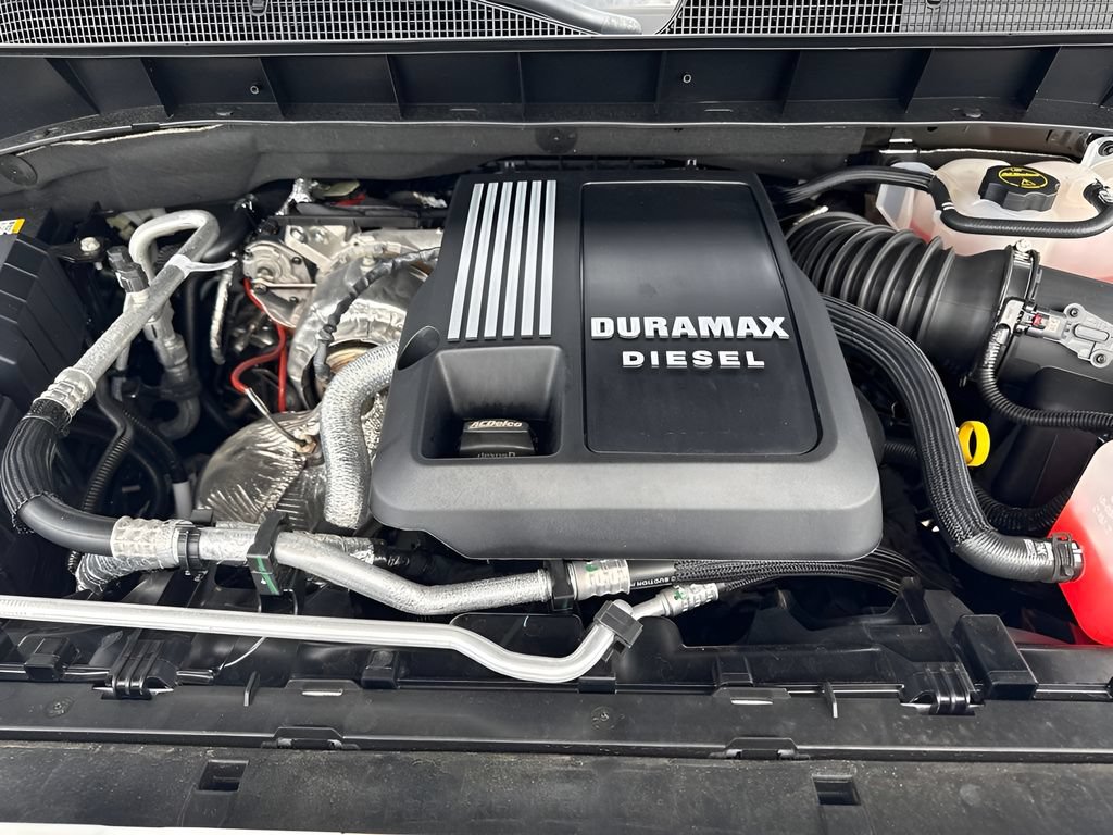 Used 2025 Chevrolet Silverado 1500 LTZ w/ LTZ Premium Package AWD/4WD image 40
