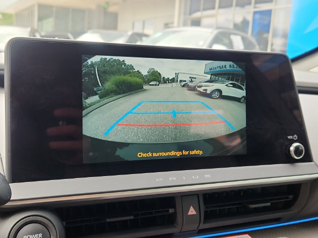 Used 2024 Toyota Prius XLE AWD/4WD image 17