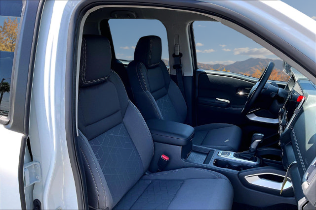 New 2026 Nissan Frontier SV AWD/4WD image 11