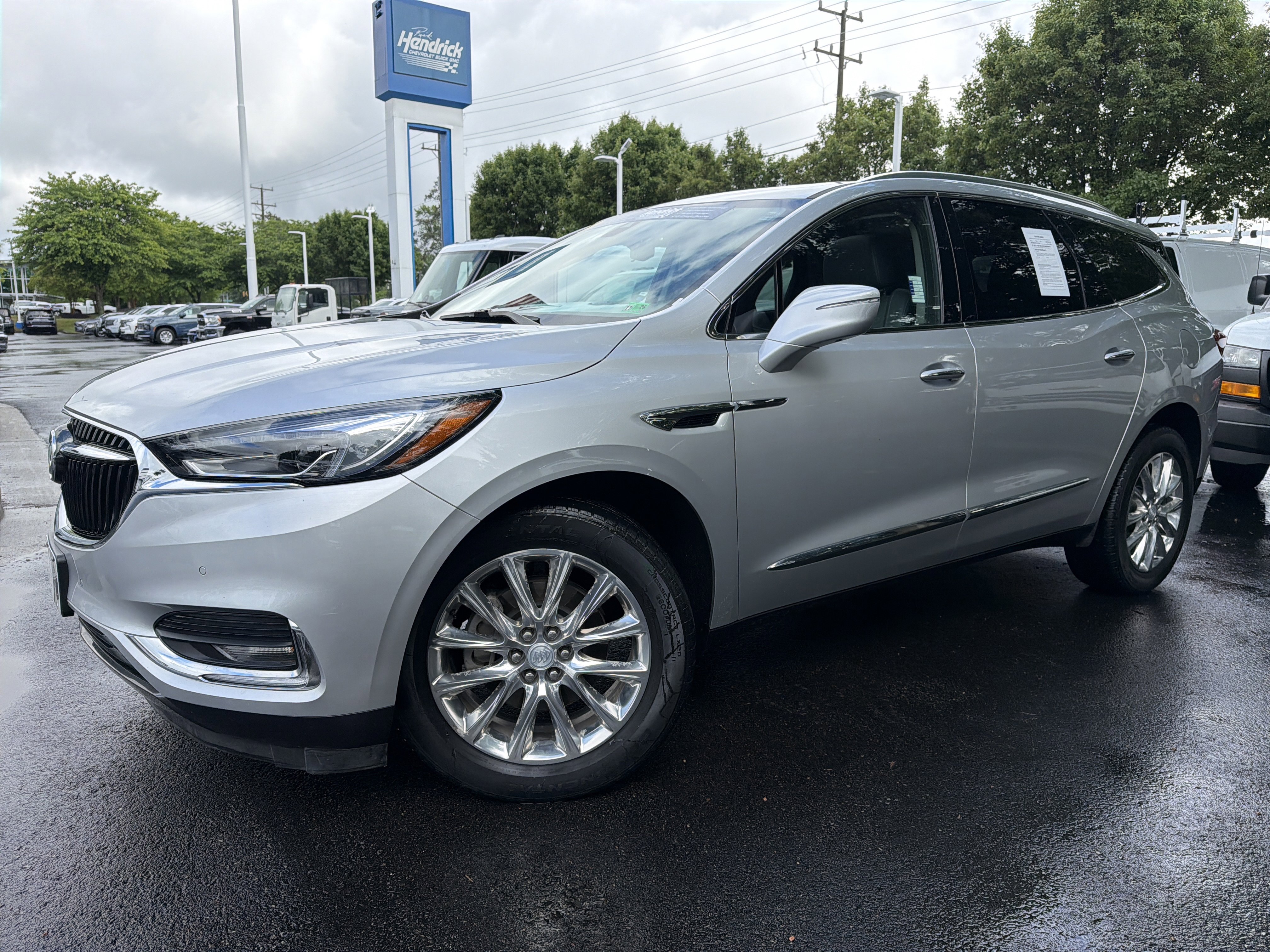 Used 2018 Buick Enclave Premium w/ Experience Buick Package AWD/4WD image 5
