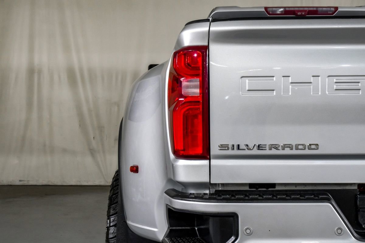 Used 2021 Chevrolet Silverado 3500 High Country w/ Snow Plow Prep/Camper Package image 43