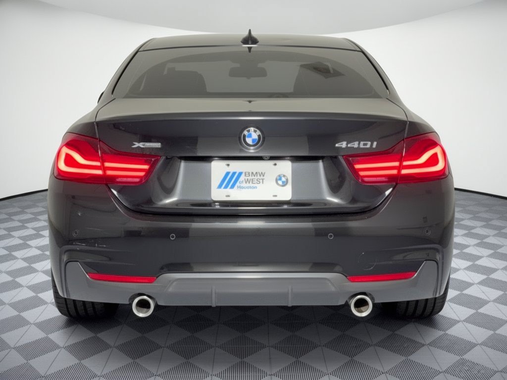 Used 2020 BMW 440i xDrive Coupe w/ M Sport Package AWD/4WD image 11