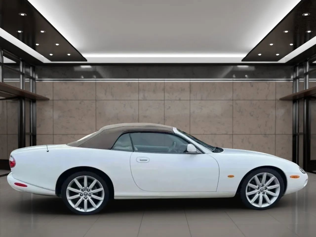 Used 2004 Jaguar XK8 Convertible image 8