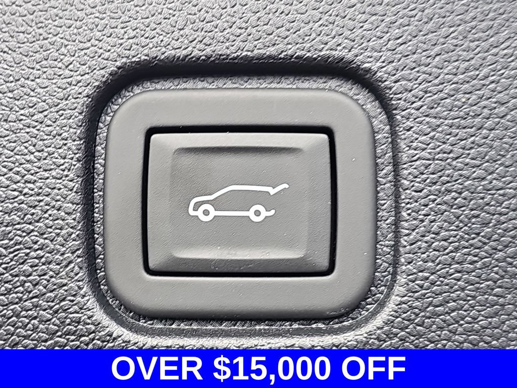 Used 2024 Chevrolet Blazer EV LT AWD/4WD image 13