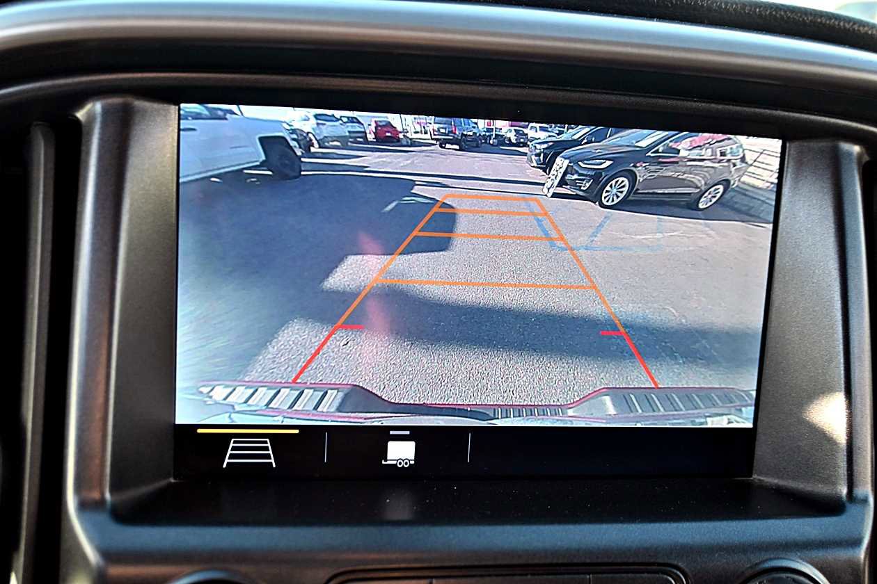 Used 2022 GMC Canyon AT4 image 29