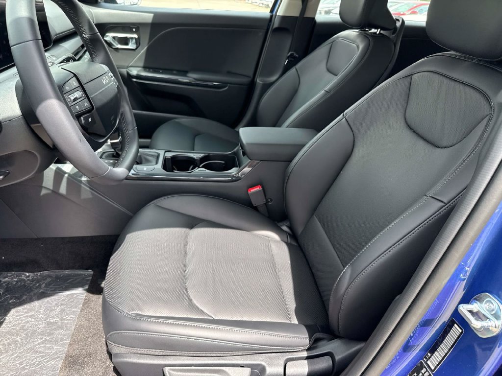 New 2026 Kia K4 EX FWD image 18