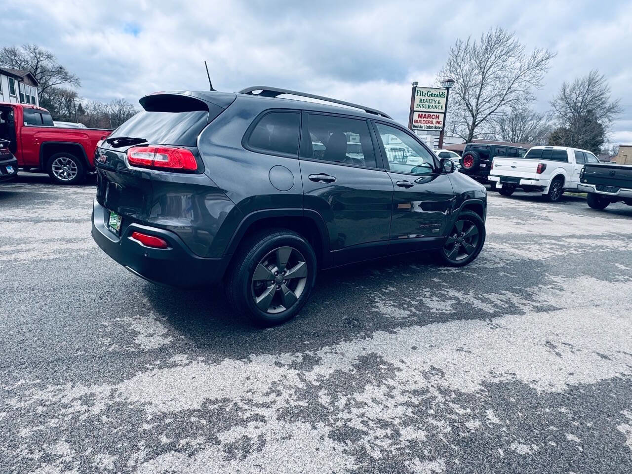 Used 2016 Jeep Cherokee 75th Anniversary image 15