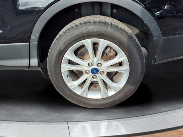 Used 2019 Ford Escape SEL FWD image 17