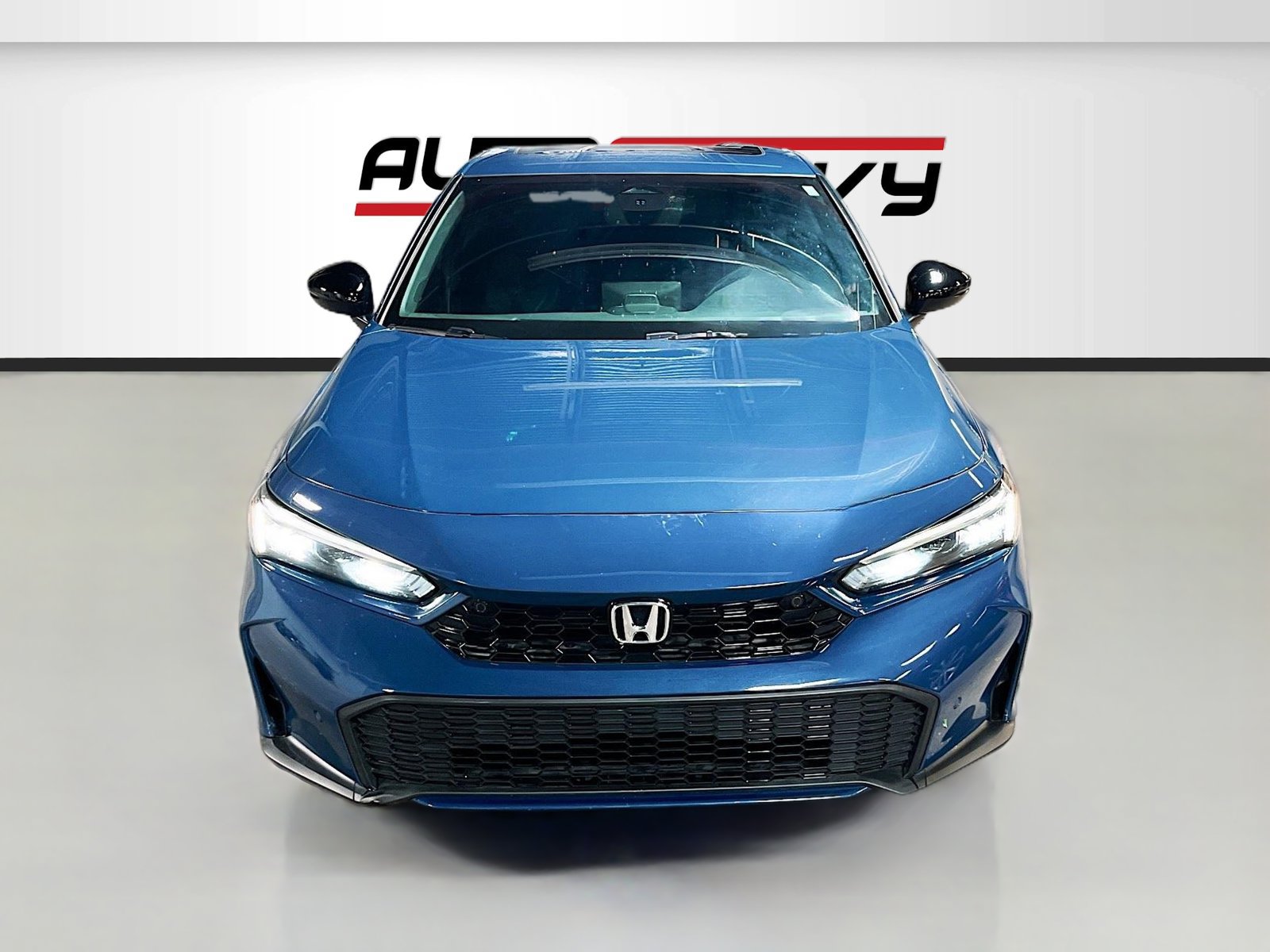 Used 2026 Honda Civic Sport Touring image 2