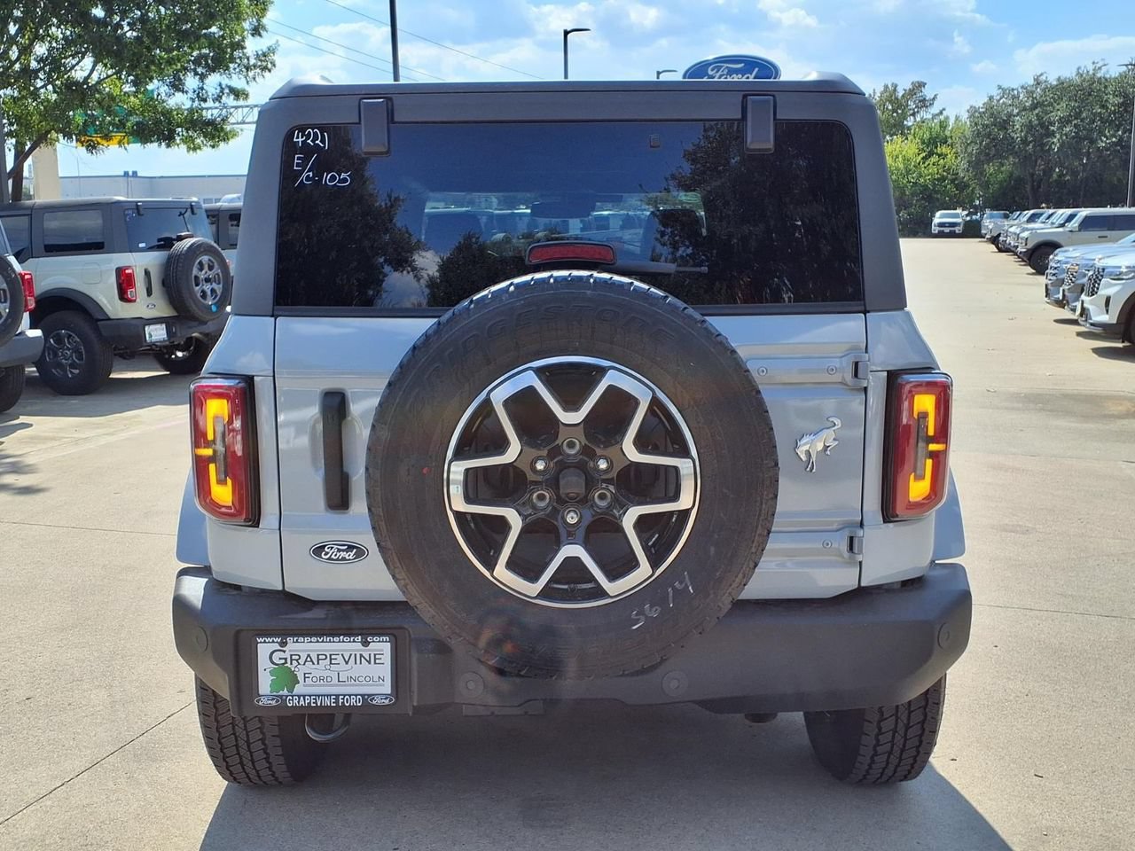 New 2026 Ford Bronco Outer Banks AWD/4WD image 5