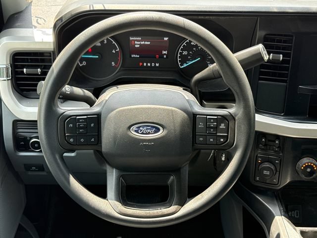 Used 2025 Ford F250 XLT w/ FX4 Off-Road Package AWD/4WD image 14
