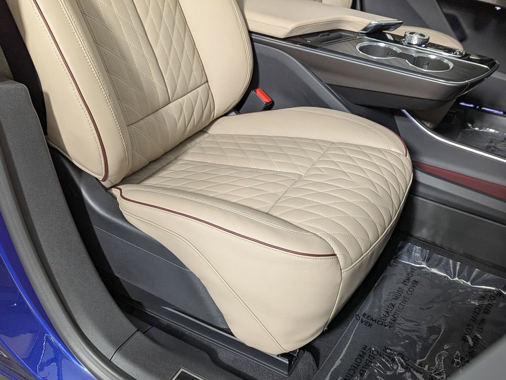 Used 2024 Cadillac Lyriq Sport w/ Nappa Leather Package AWD/4WD image 32