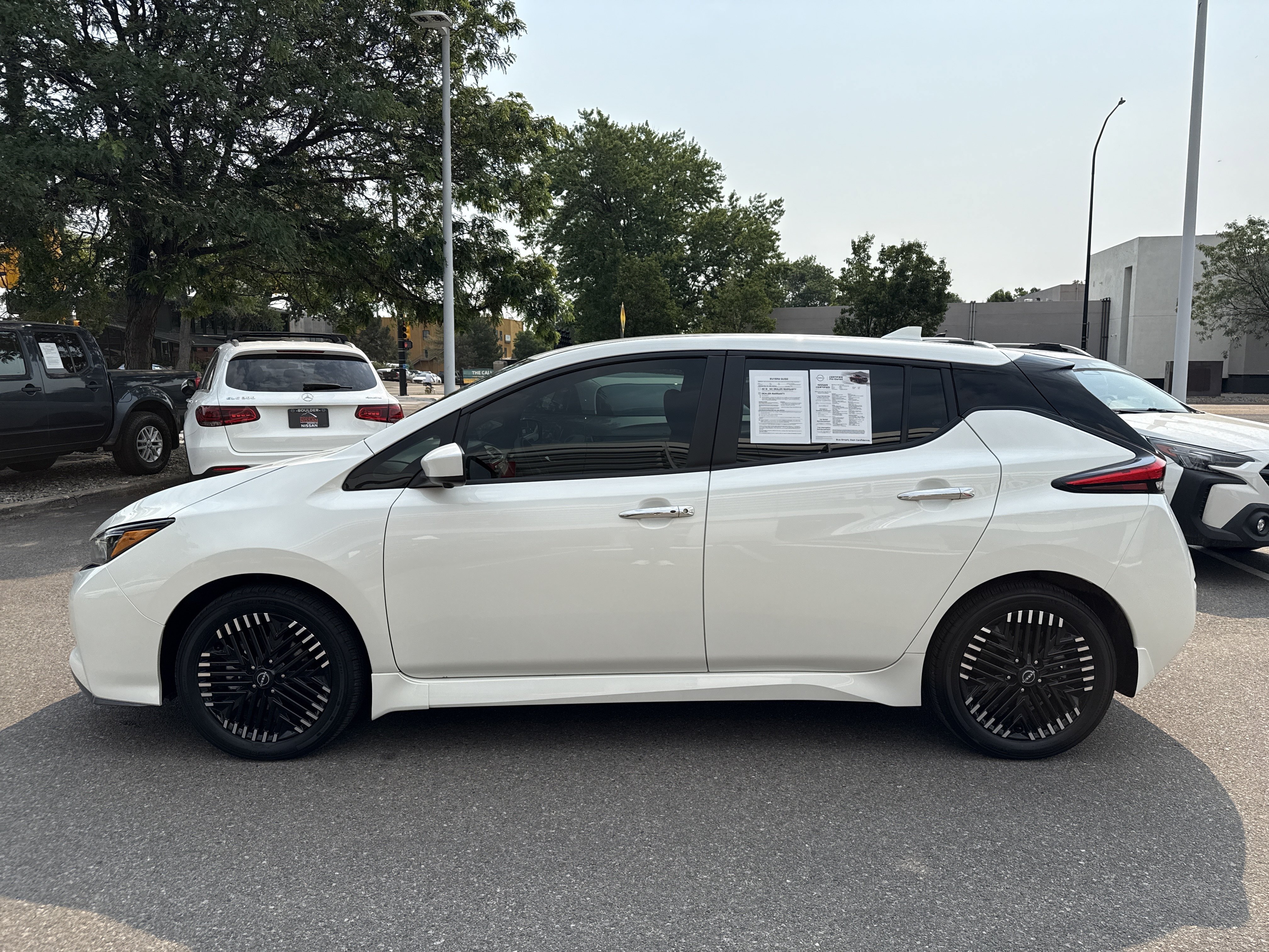 Certified 2025 Nissan Leaf SV Plus FWD image 6
