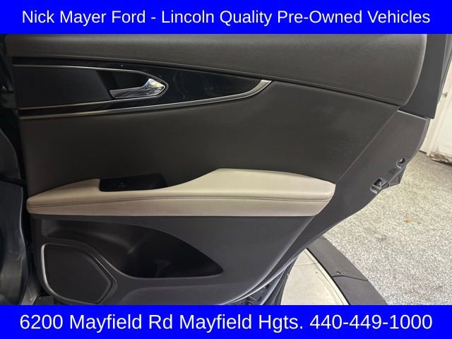 Used 2023 Lincoln Nautilus AWD w/ Premium Package image 20