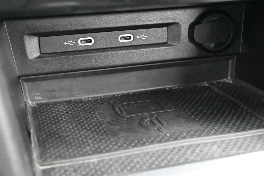 Used 2023 Volkswagen Tiguan SE FWD image 22