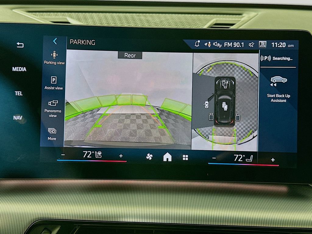 Certified 2025 BMW X1 xDrive28i w/ Premium Package image 13