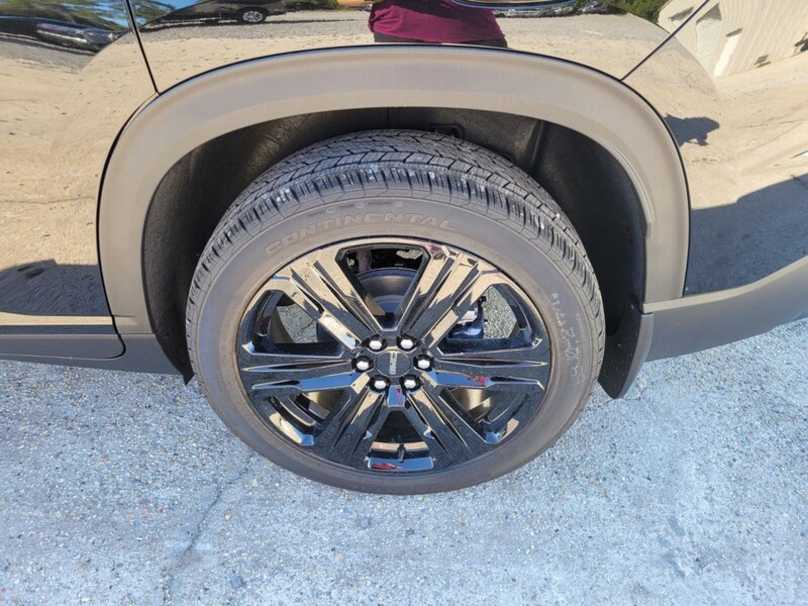 New 2026 GMC Acadia Elevation w/ Black Edition image 9