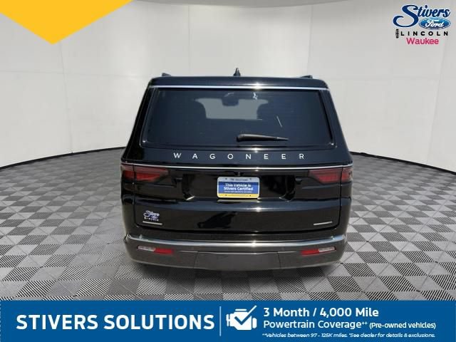 Used 2022 Jeep Wagoneer Series III w/ Premium Group I AWD/4WD image 7