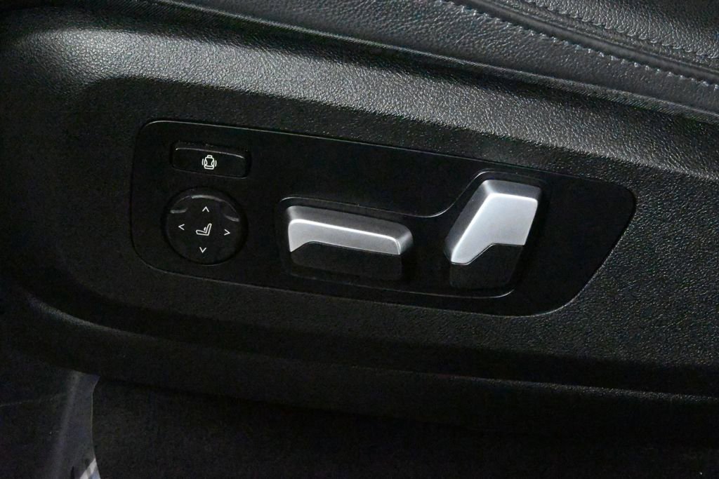 Used 2022 BMW X5 xDrive40i image 28