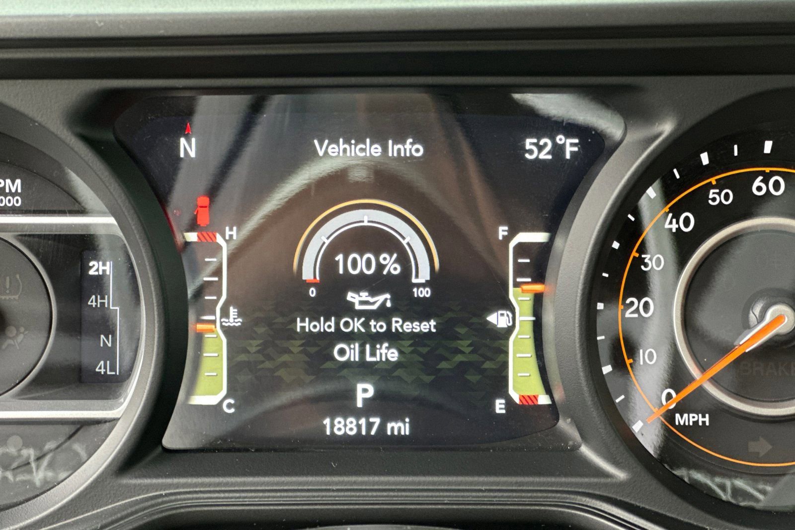 Used 2025 Jeep Wrangler Sahara image 25