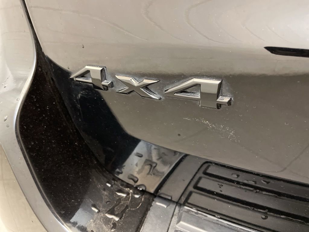 Used 2019 Jeep Grand Cherokee Laredo AWD/4WD image 14