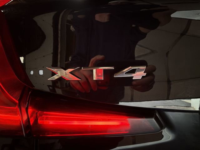 Certified 2022 Cadillac XT4 Premium Luxury image 34