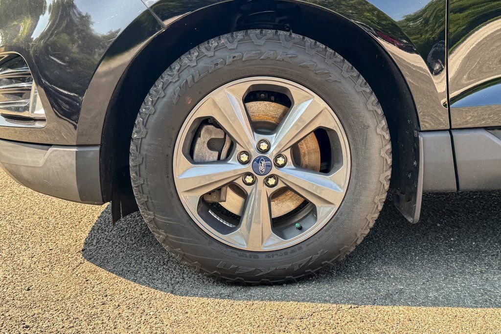 Certified 2022 Ford Edge SEL w/ Sport Appearance Package image 32