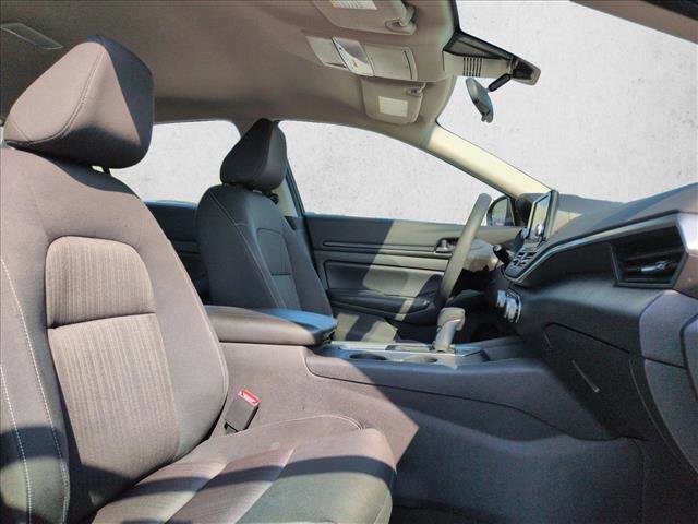 Used 2023 Nissan Altima 2.5 S FWD image 19