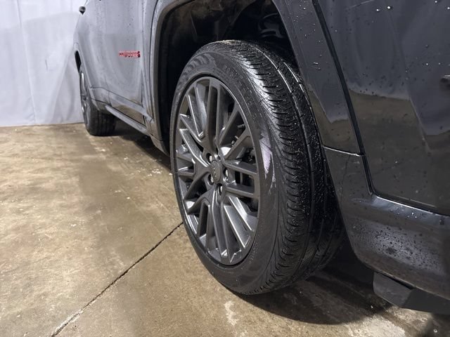 Used 2023 Jeep Compass Limited AWD/4WD image 17