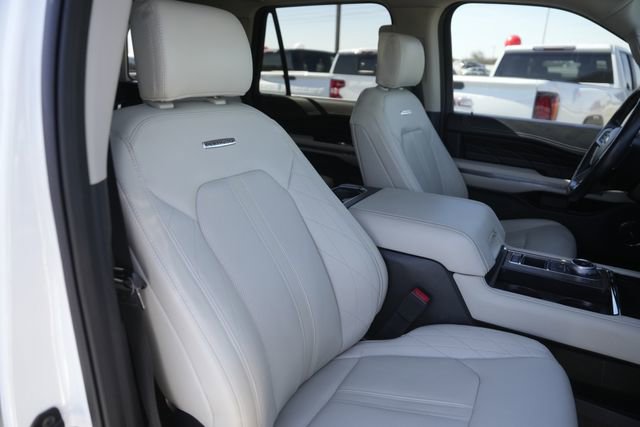 Used 2021 Ford Expedition Platinum image 20