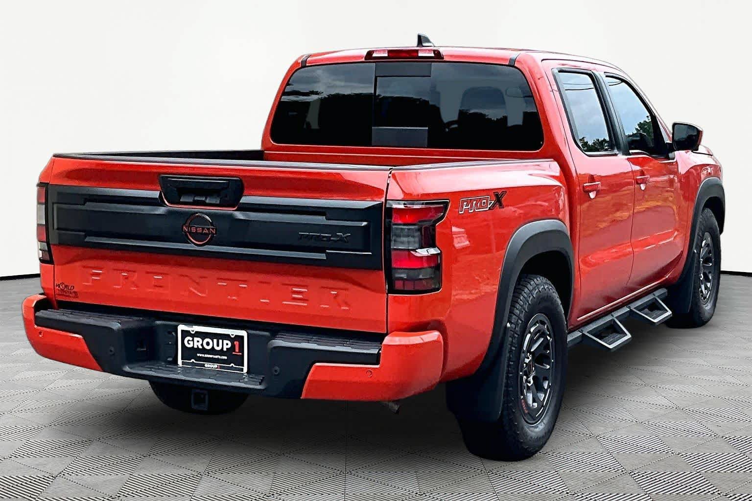 Used 2025 Nissan Frontier Pro-X w/ Pro Convenience Package RWD image 24