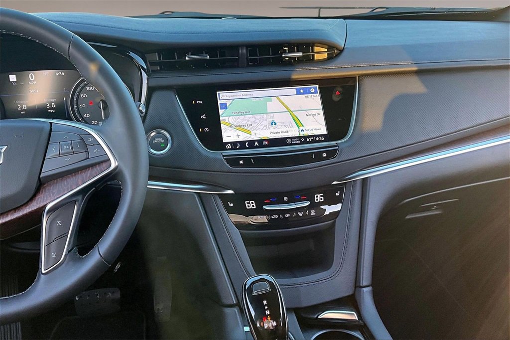 New 2026 Cadillac XT5 Premium Luxury image 7