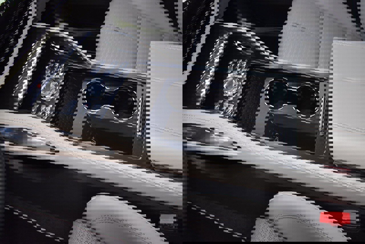 Certified 2026 Lincoln Nautilus Reserve image 32