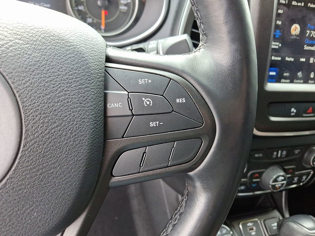 Used 2020 Jeep Cherokee Trailhawk w/ Cold Weather Group image 23