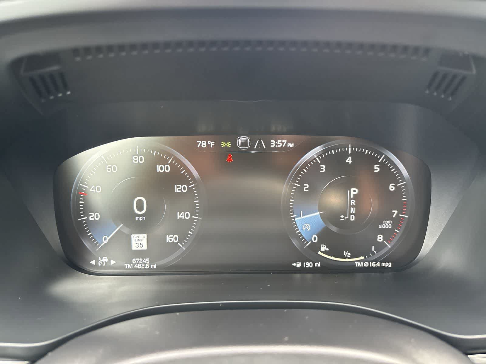 Used 2018 Volvo XC60 T6 R-Design w/ Convenience Package AWD/4WD image 14