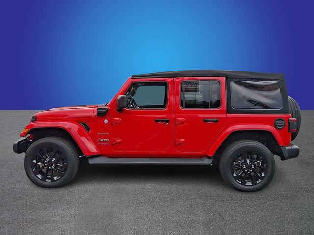 Used 2022 Jeep Wrangler Unlimited Sahara w/ Cold Weather Group AWD/4WD image 7