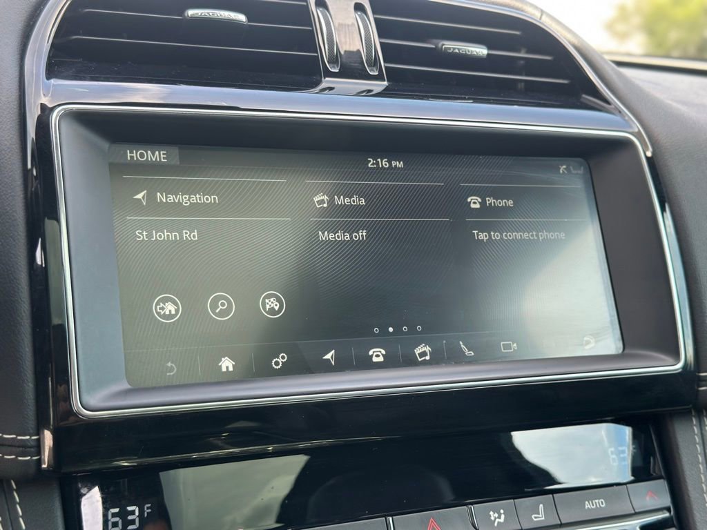 Used 2020 Jaguar F-PACE S AWD/4WD image 34