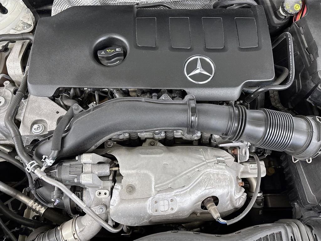 Used 2021 Mercedes-Benz GLA 250 image 30