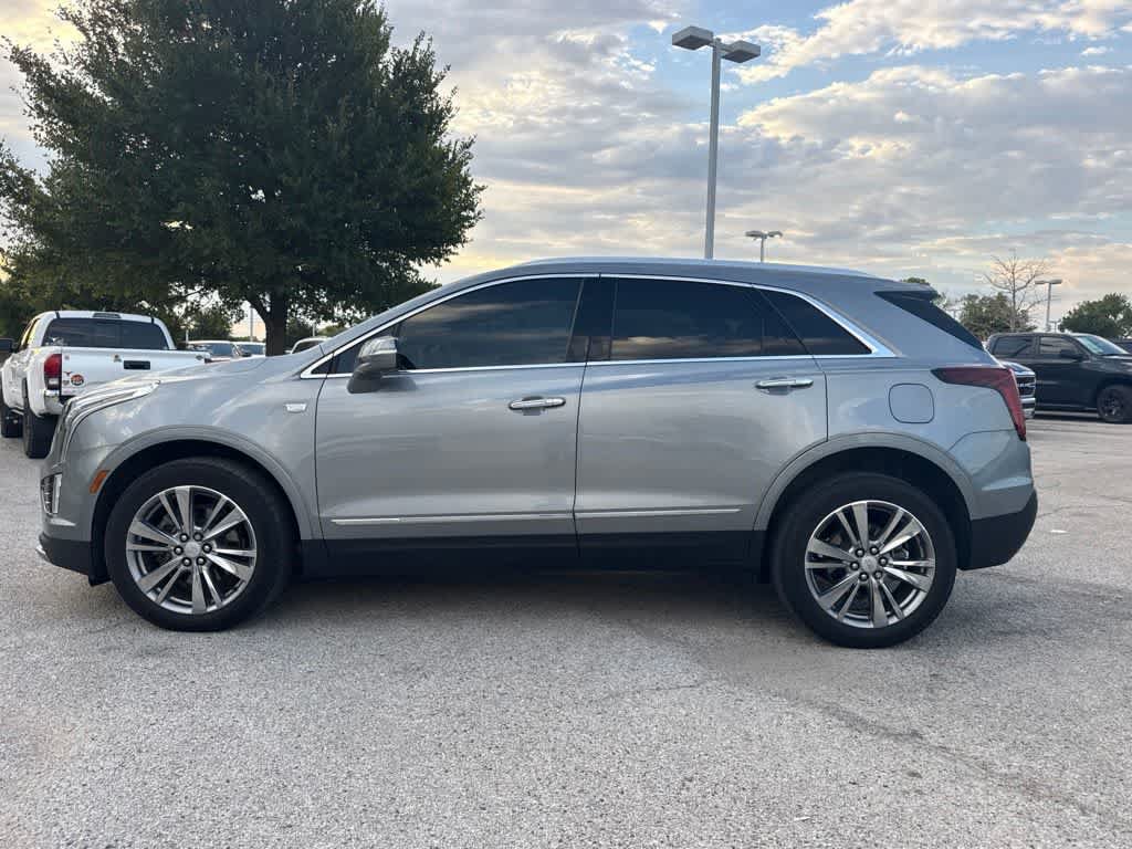 Used 2024 Cadillac XT5 Premium Luxury w/ LPO, Floor Liner Package AWD/4WD image 2