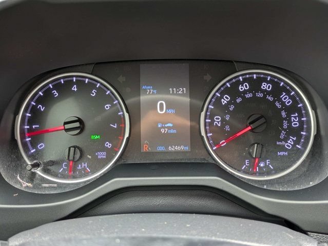 Used 2019 Toyota RAV4 XLE Premium w/ Cold Weather Package AWD/4WD image 29