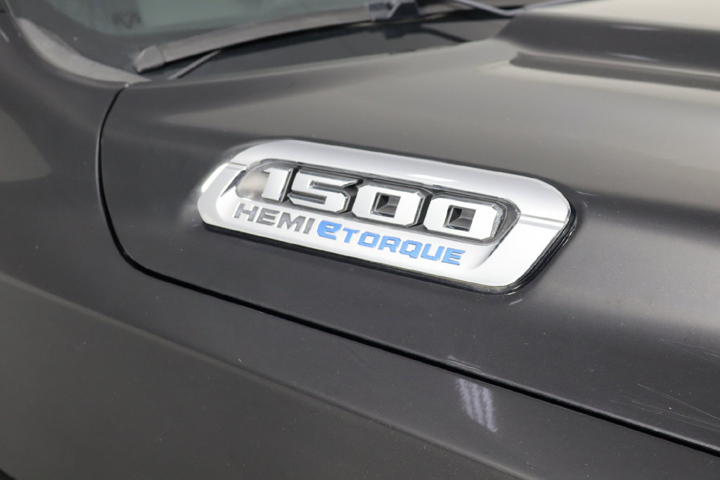 Used 2022 RAM 1500 Big Horn AWD/4WD image 39