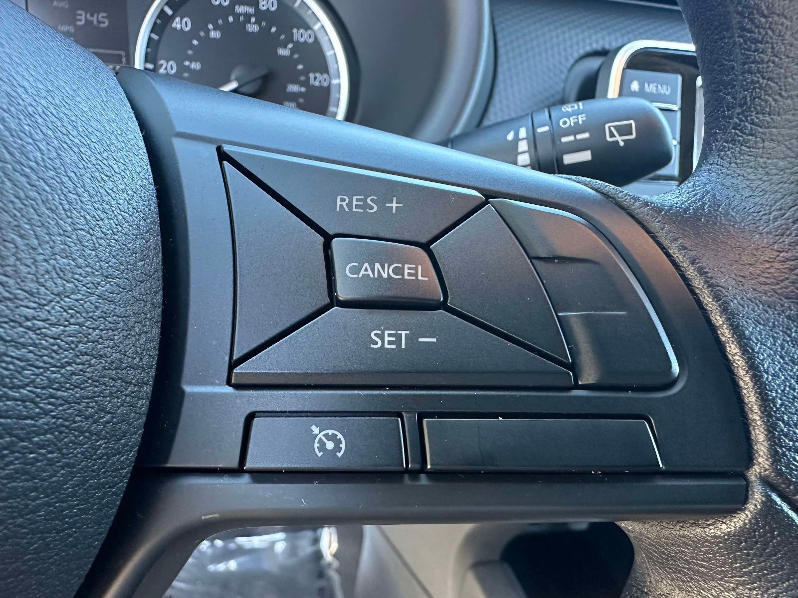 Used 2025 Nissan Kicks Play S image 15