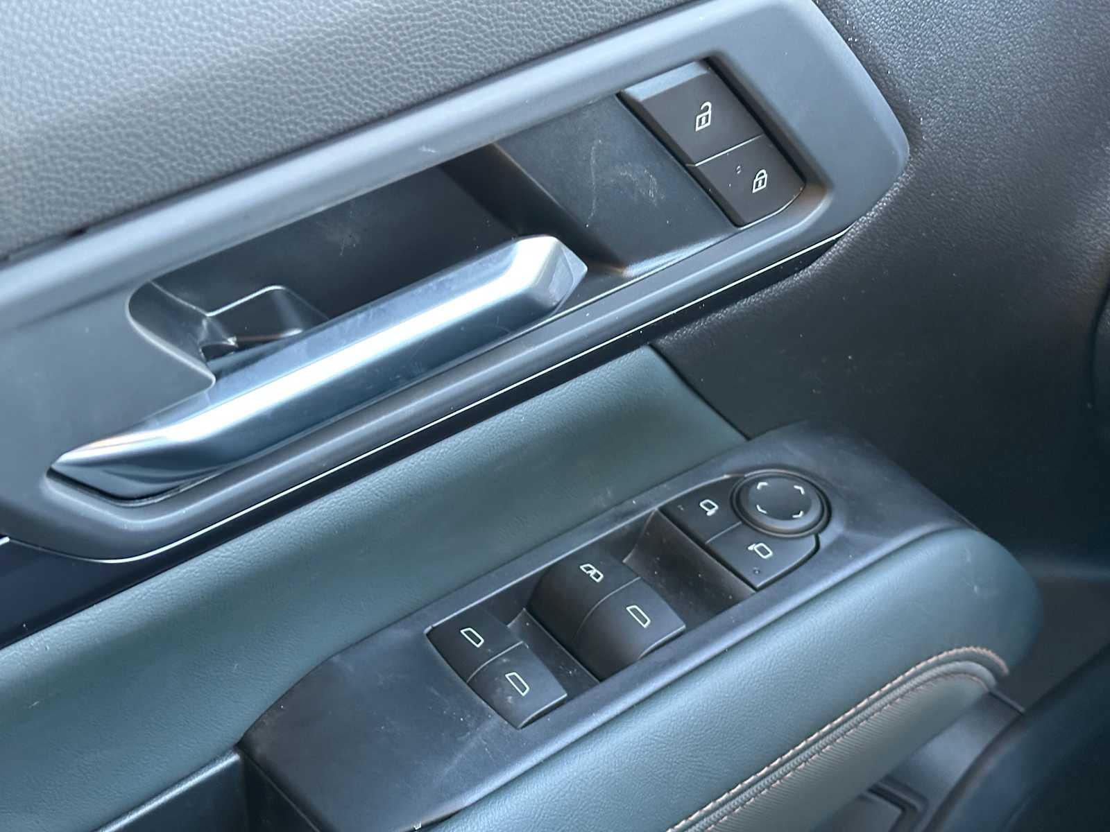 New 2026 GMC Terrain AT4 image 31