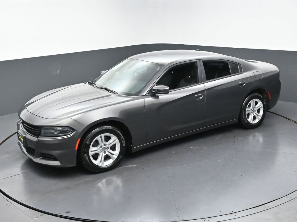 Used 2018 Dodge Charger SXT image 38