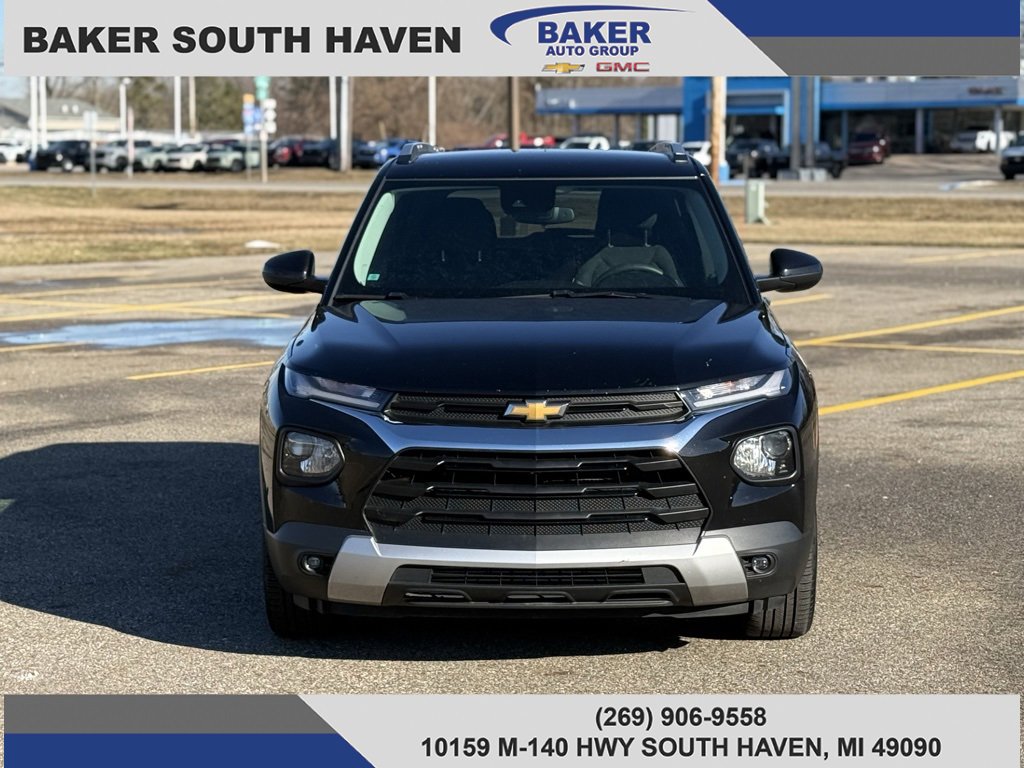 Used 2023 Chevrolet TrailBlazer LT image 2